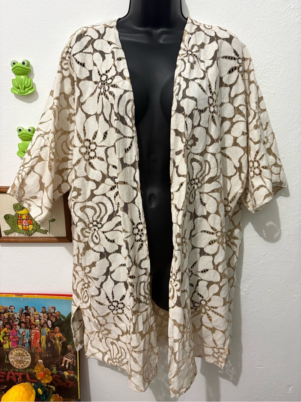 Open front Lightweight Floral Lace Kimono Cover Up in Cream and Brown